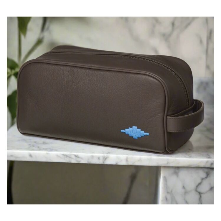 Pampeano Washbag Hombre Leather Washbag Hombre Leather - www.romeyntailors.nl - Romeyn Tailors