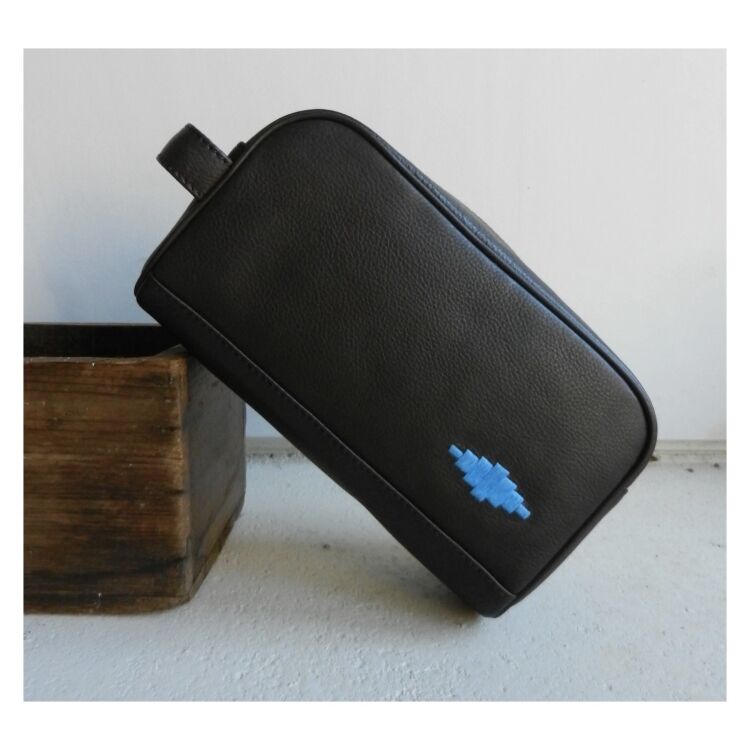 Pampeano Washbag Hombre Leather Washbag Hombre Leather - www.romeyntailors.nl - Romeyn Tailors