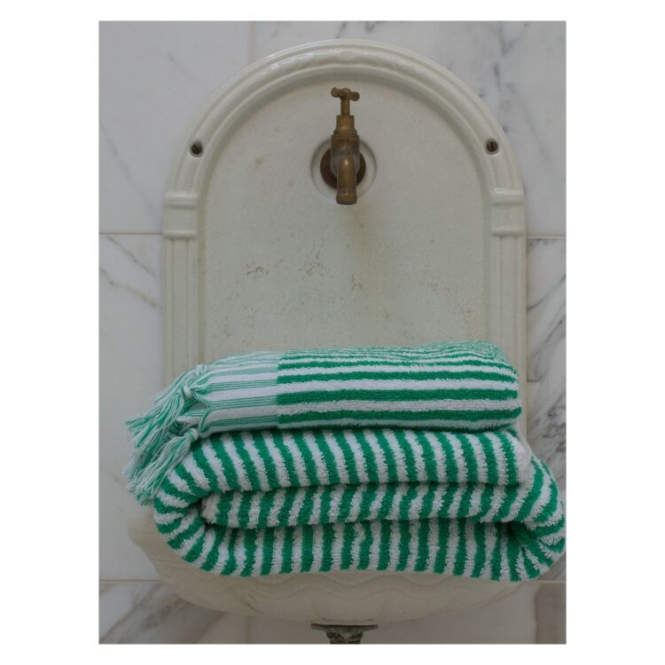 Ottomania Towel striped 170x90 cm Towel striped 170x90 cm - www.romeyntailors.nl - Romeyn Tailors Ottomania Towel striped 170x90 cm Towel striped 170x90 cm - www.romeyntailors.nl - Romeyn Tailors